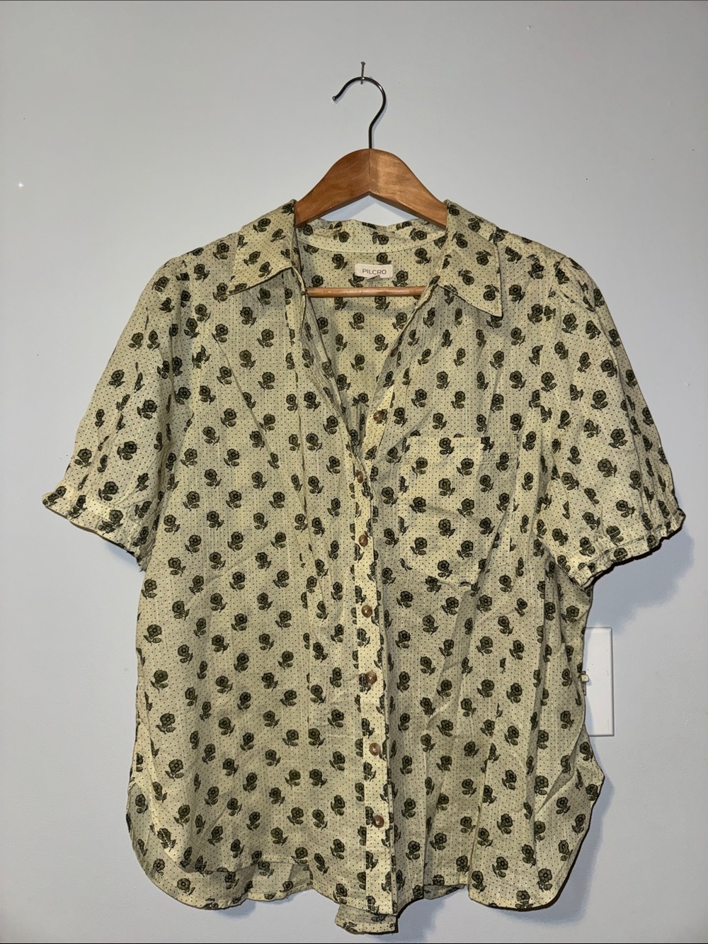 Pilcro Cream Button-Up Shirt with Black Floral Motif